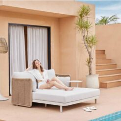 Outdoor leisure white private garden single sofa outdoor furniture factory wholesaler