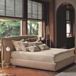 Modern Comfortable King-Size Bed Frame Rice White Upholstered Leather with Storage Soft Style